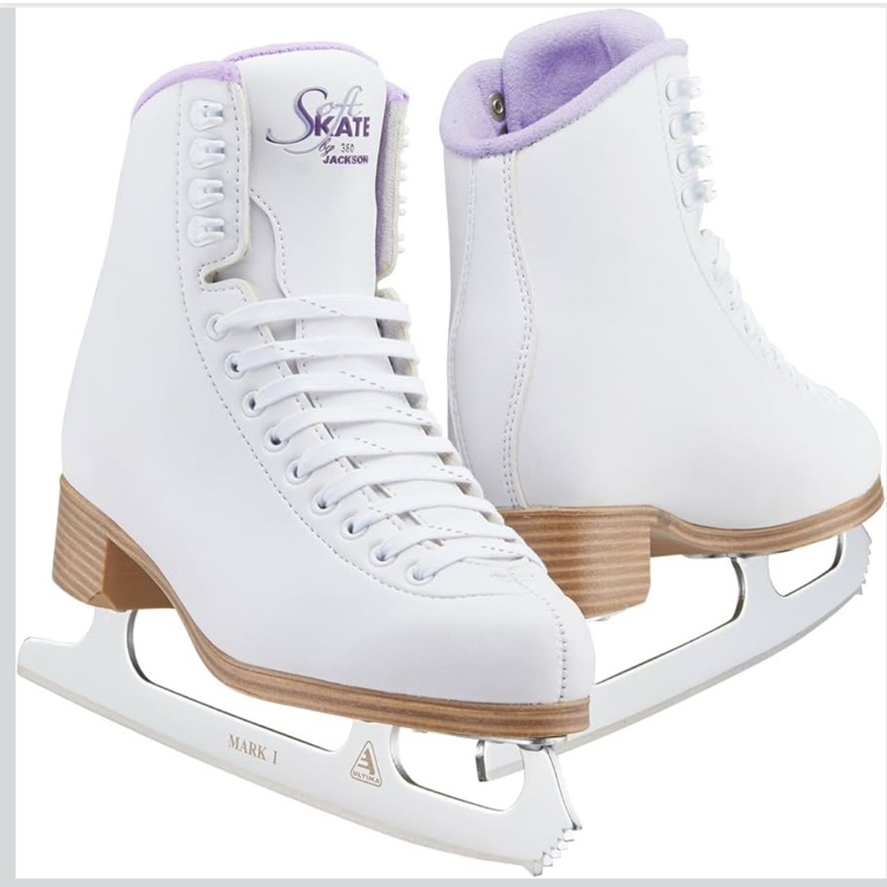 Jackson Classic SoftSkate 380 Womens/Girls Ice Figure Skates, Medium Width